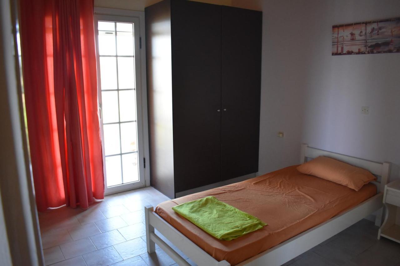 Bouka Beachfront Bungalows Άγιος Νικόλαος Εξωτερικό φωτογραφία