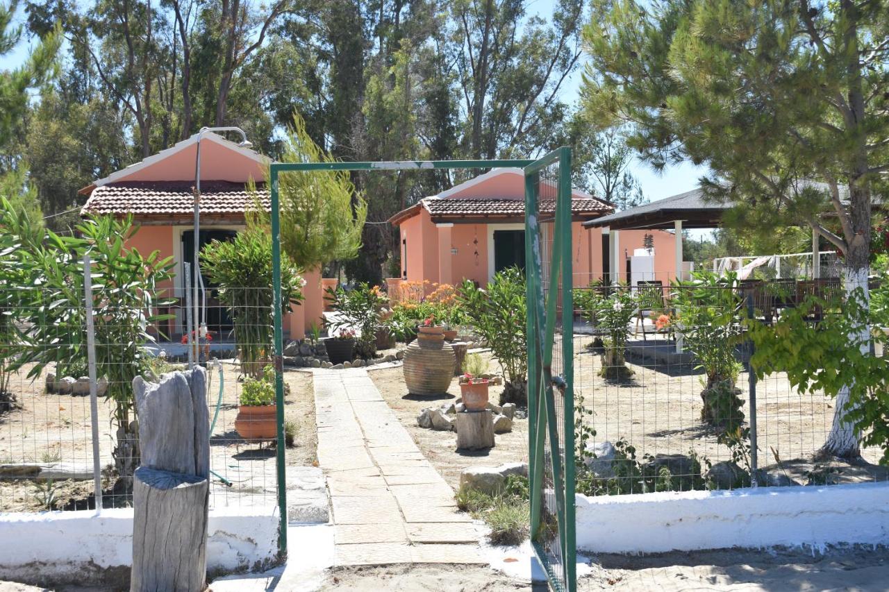 Bouka Beachfront Bungalows Άγιος Νικόλαος Εξωτερικό φωτογραφία